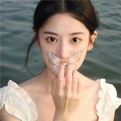 美好年华研习社 海报
