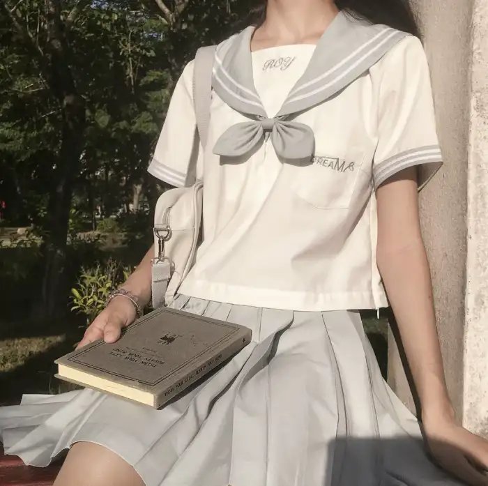 遥远的婚约 海报